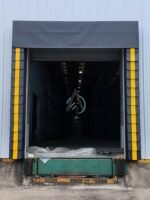 Sponge Dock Shelter providing compression seal for refrigerated trucks